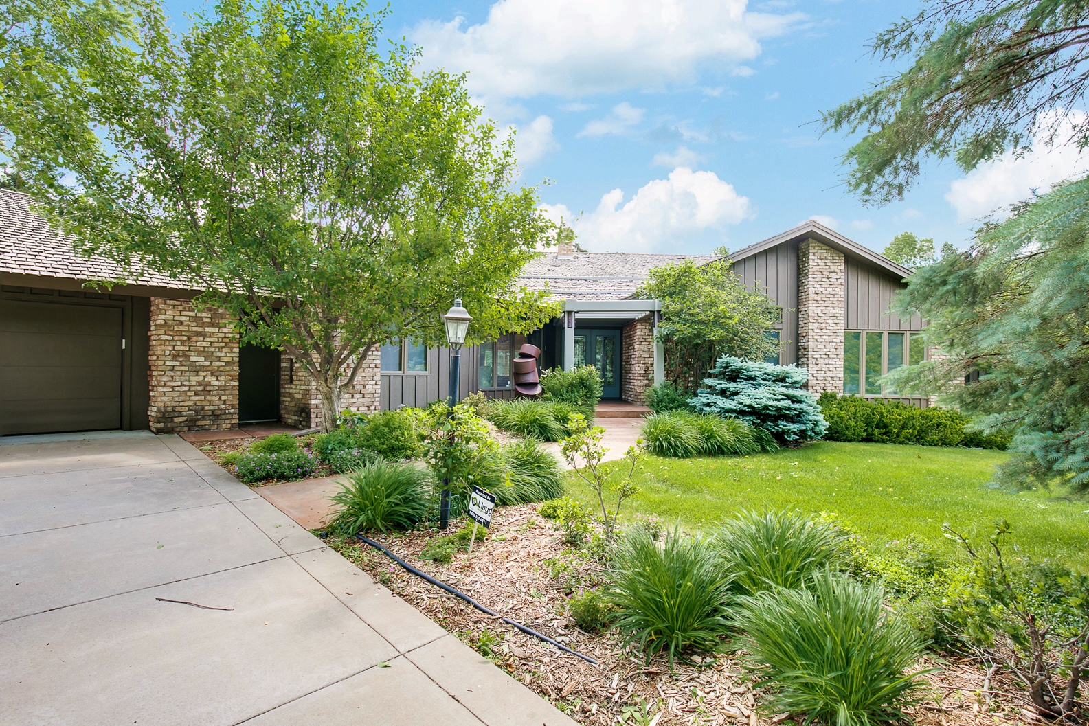 Sunfish Lake—Private and Pastoral - Midwest Home