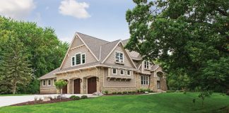 Luxury-Home-Tour_Traditions_Donnay-Homes_Exterior