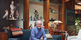 As a lifelong collector of art and objects inspired by the natural world, Jeff Bengston has filled his home with collections of carefully curated pieces.