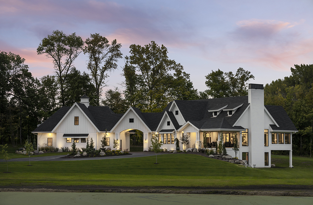 Large white farm house built by Lecy Bros Homes & Remodeling